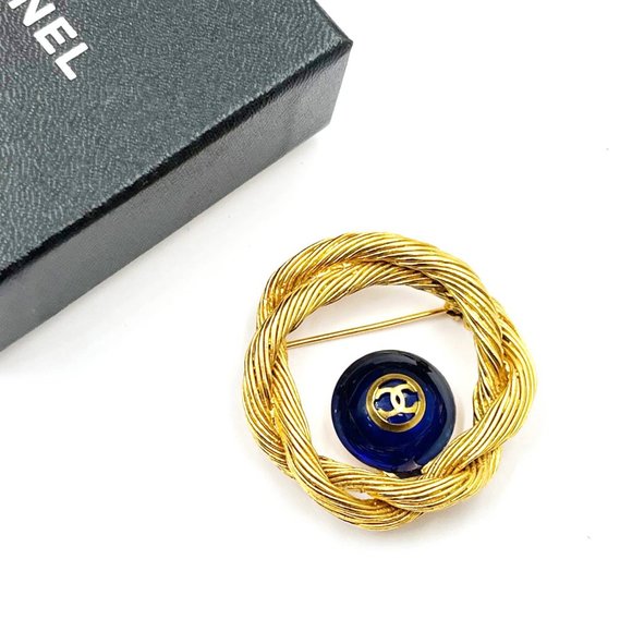 Chanel Vintage Gold Plated CC Blue Stone Rope Wreath Brooch